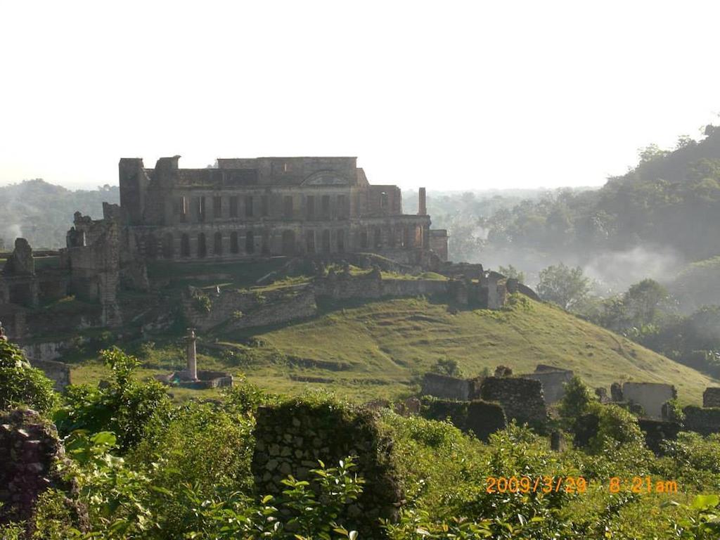 La Belle Maison Milot Samson Exterior photo